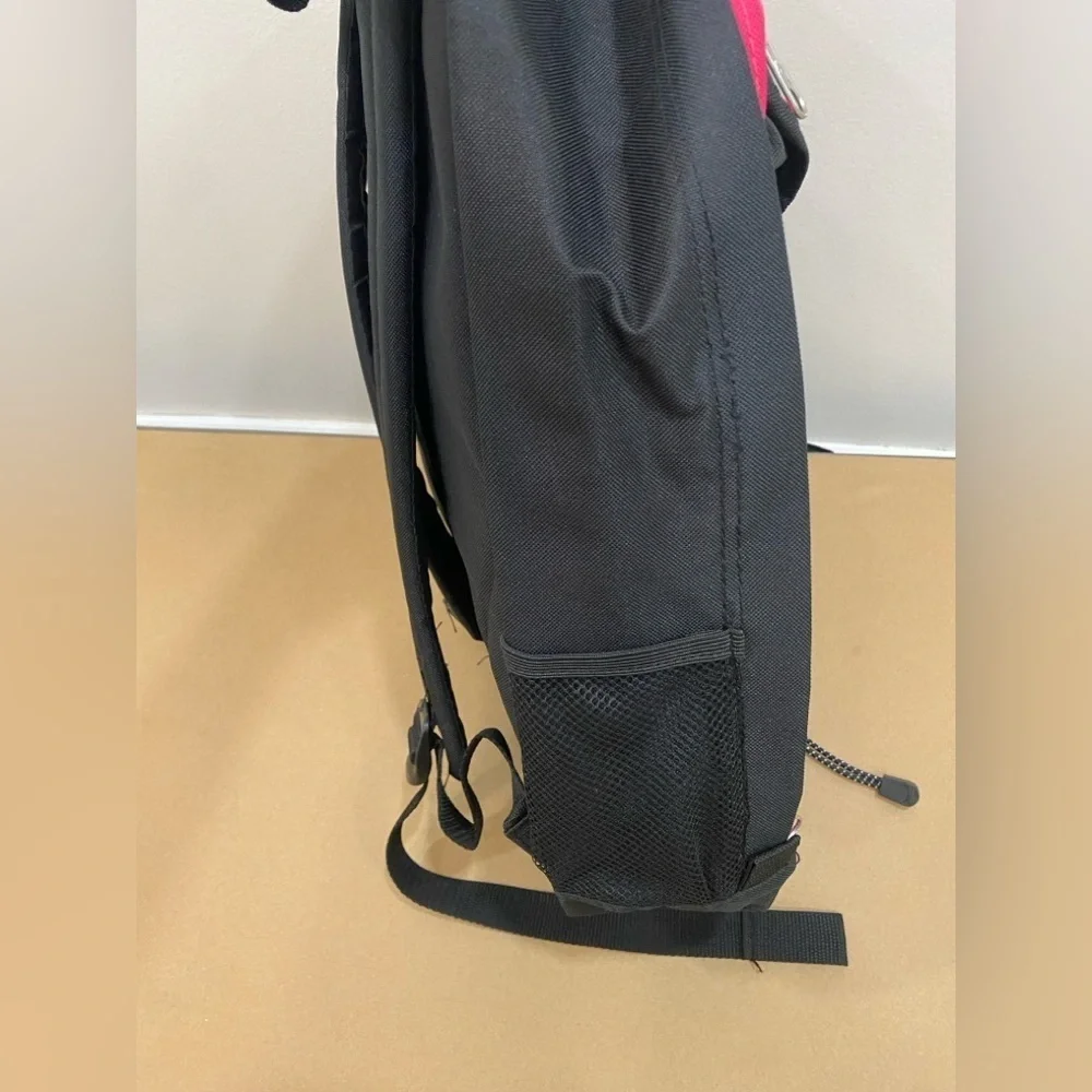 Everest Black and Pink Backpack